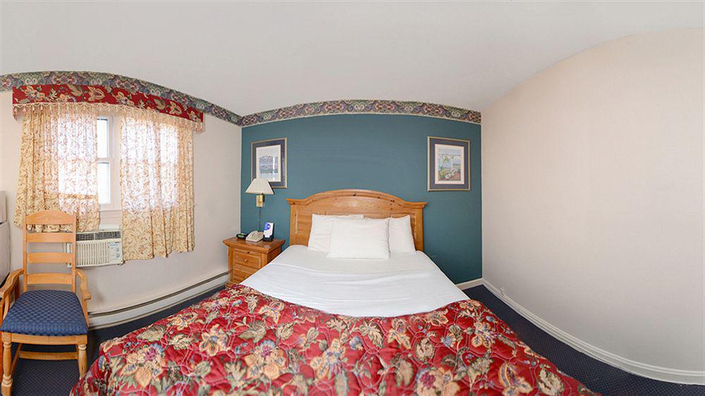 Americas Best Value Inn Stonington Mystic Exterior photo